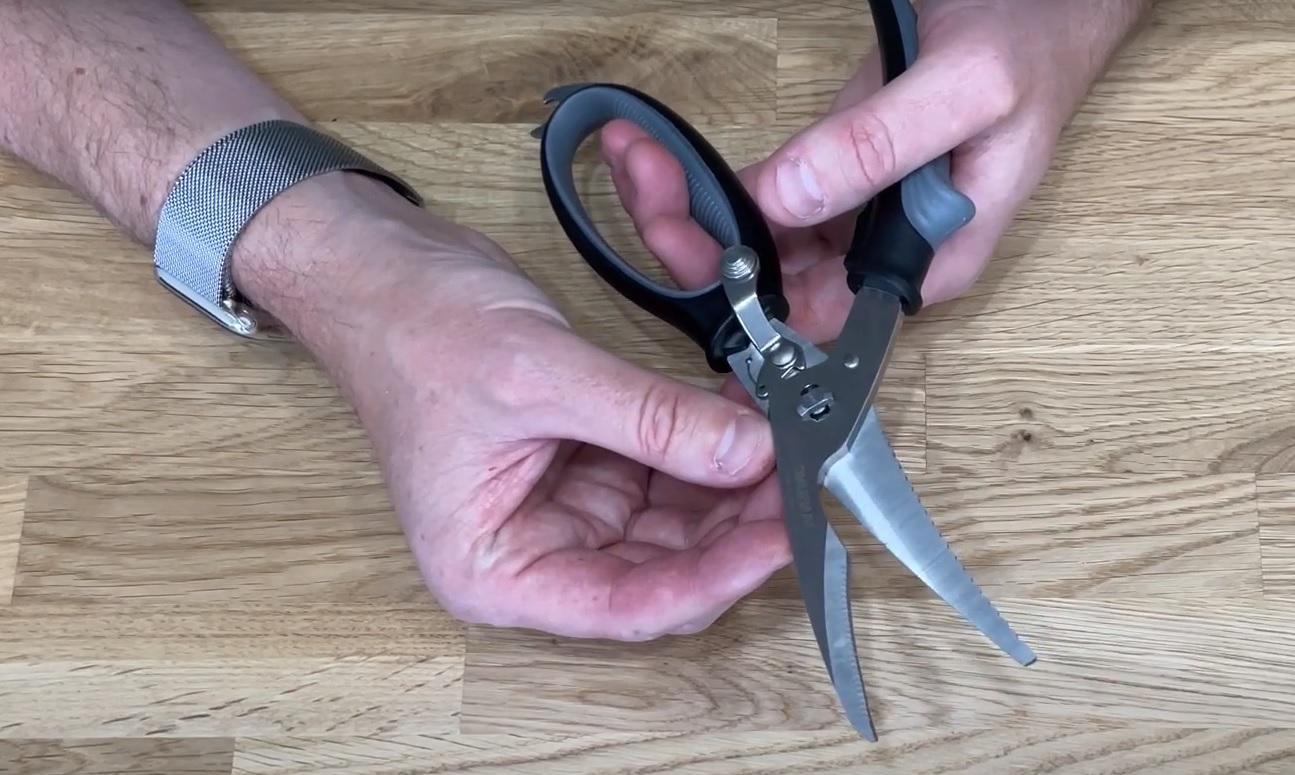 Heavy Duty Kitchen Scissors for Cutting Chicken