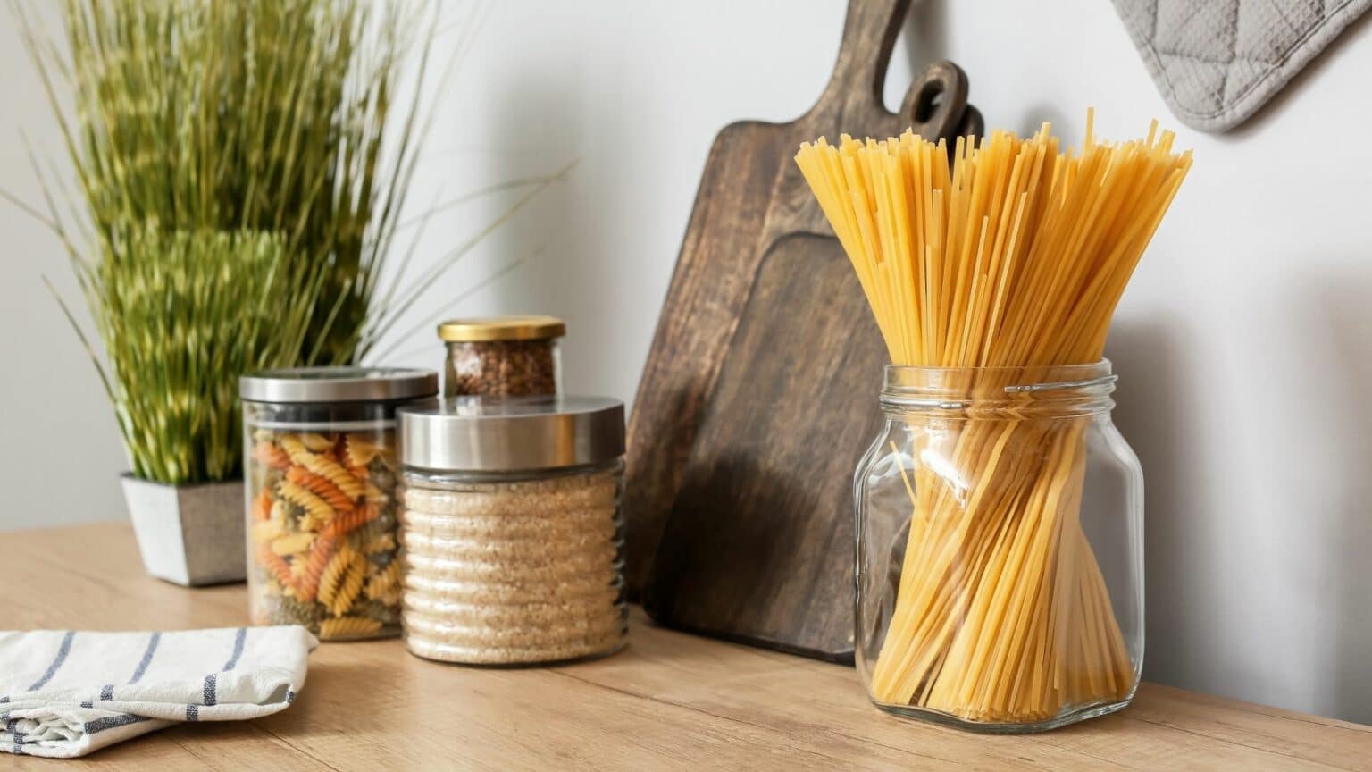 What Kind of Spaghetti and Pasta Jar to Choose for Home